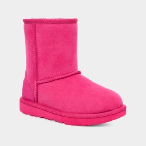 UGG Kids’ Classic II Boot - Picture 2 of 6